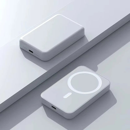 Snap-On Magnetic Power Bank (10,000mAh) – Charge Anywhere, No Cables